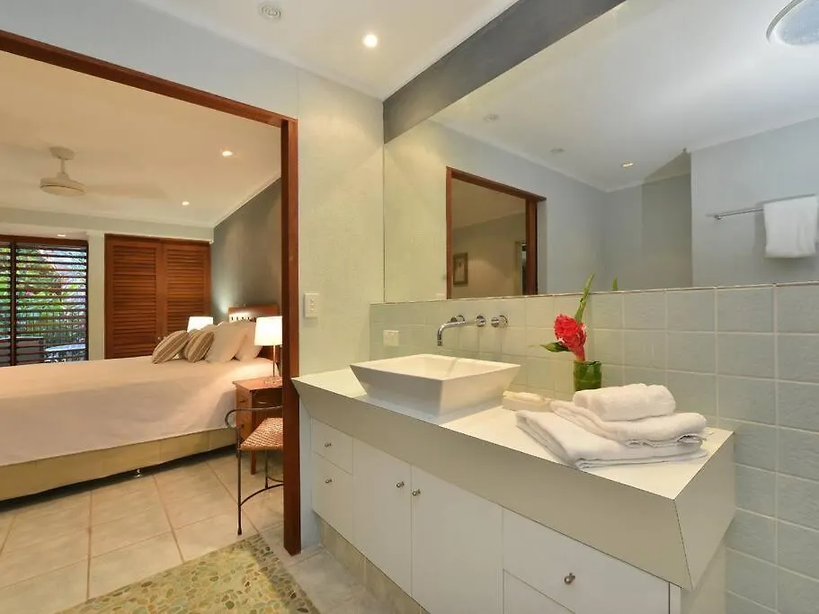 Cassowary Villa 1 - Short Walk To Beach And Town Port Douglas