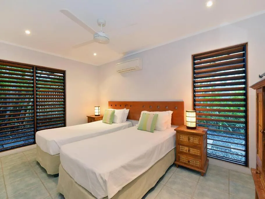 Cassowary Villa 1 - Short Walk To Beach And Town Port Douglas